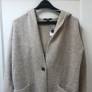 Uniqlo oversized knitted cardigan